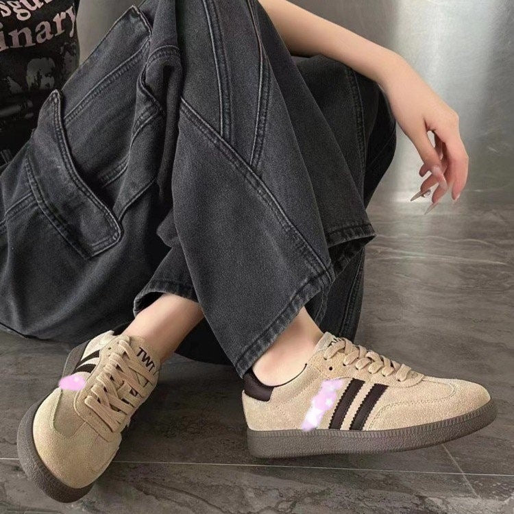Contrast-Stripe Trainers