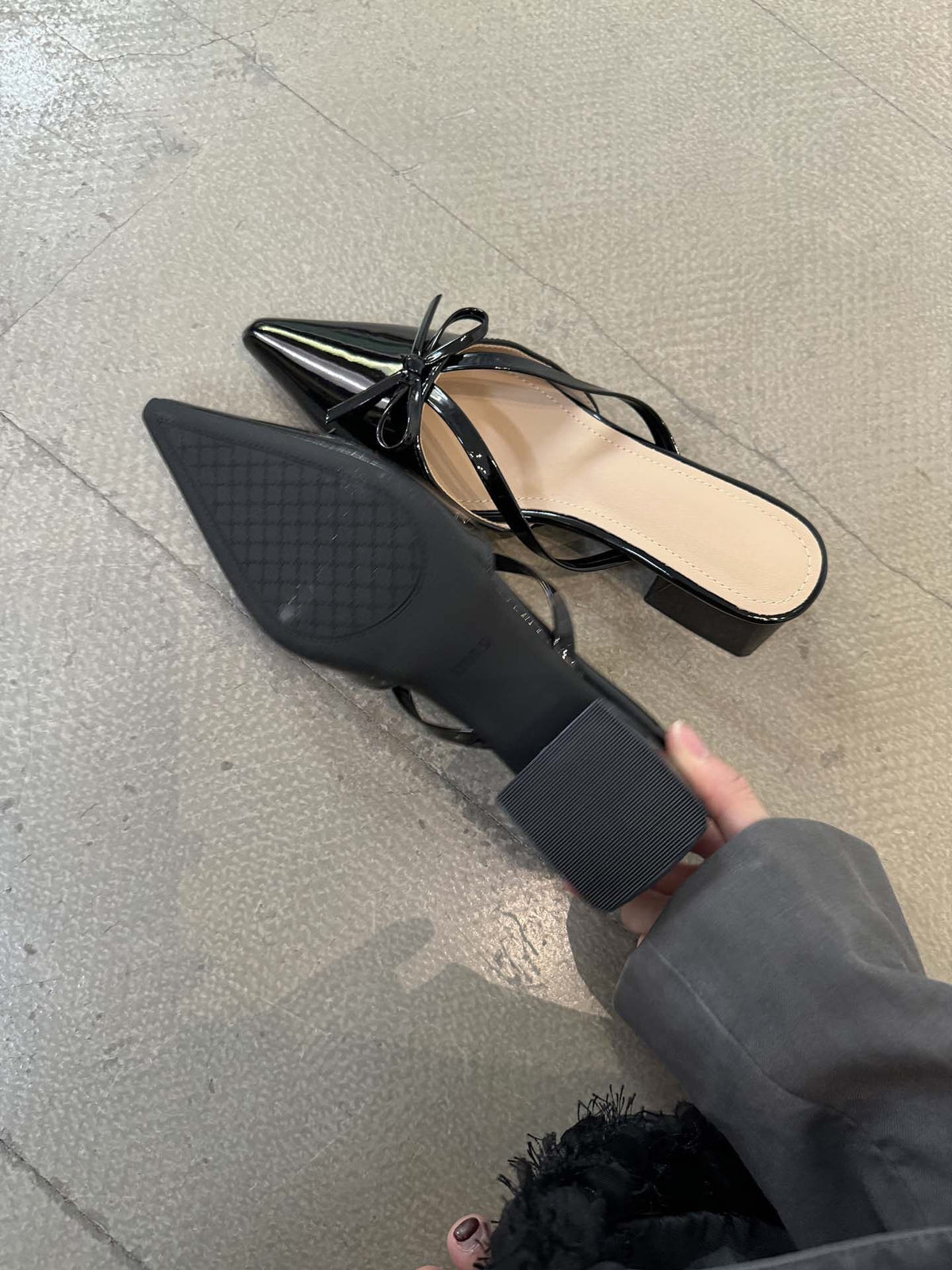 Bow-Strap Block-Heel Mules — detail