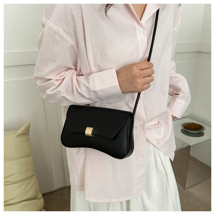 Knotted Strap Crossbody Bag — detail
